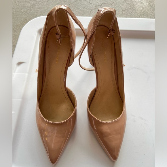 Nude kitten heel pumps - Picture 1 of 3